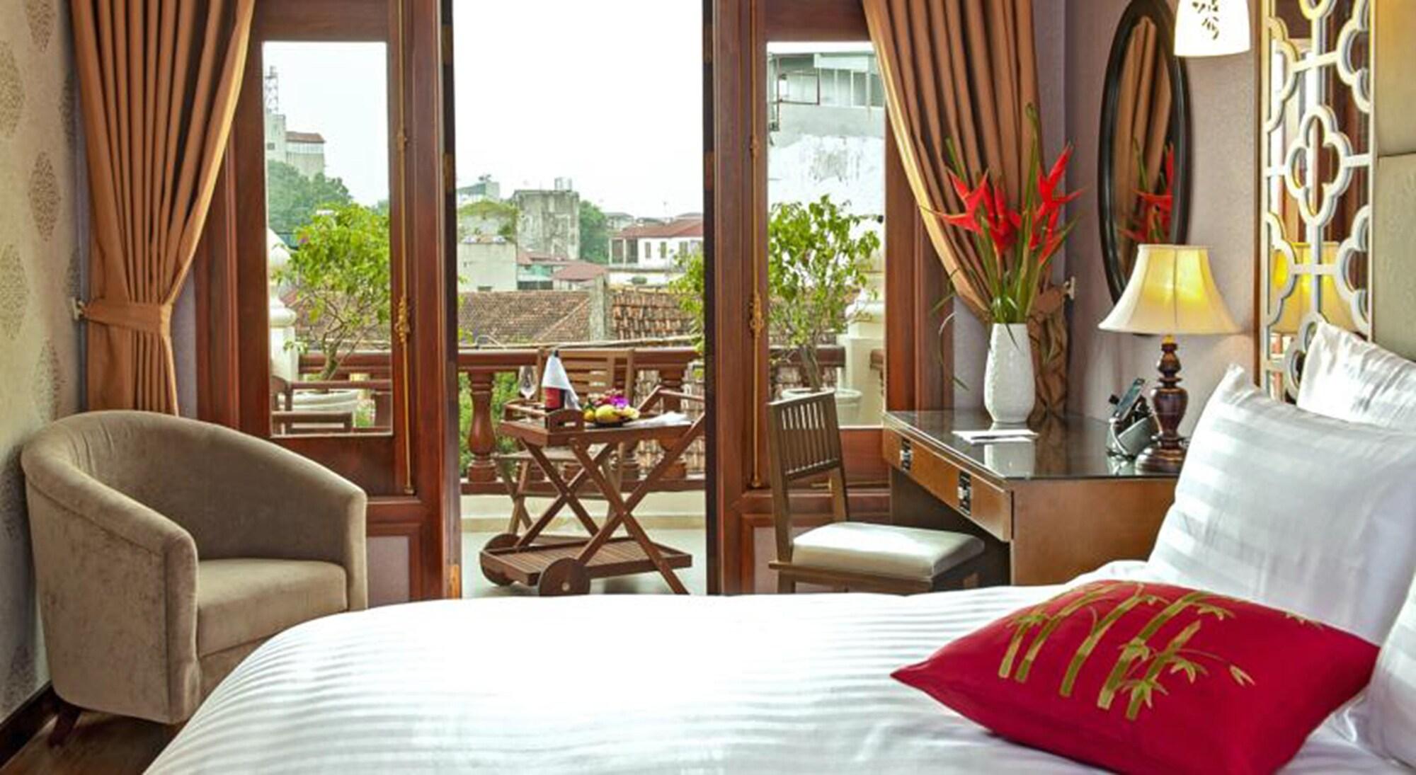 Classy Holiday Hotel & Spa Hanoi Exterior photo